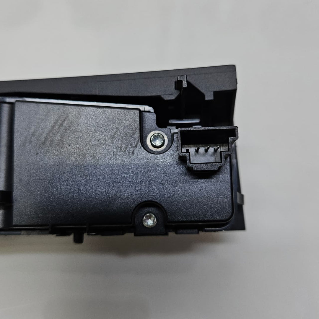A2128202610-2010-2016 Mercedes-Benz E350 S212 Seat Heating Switch Panel
