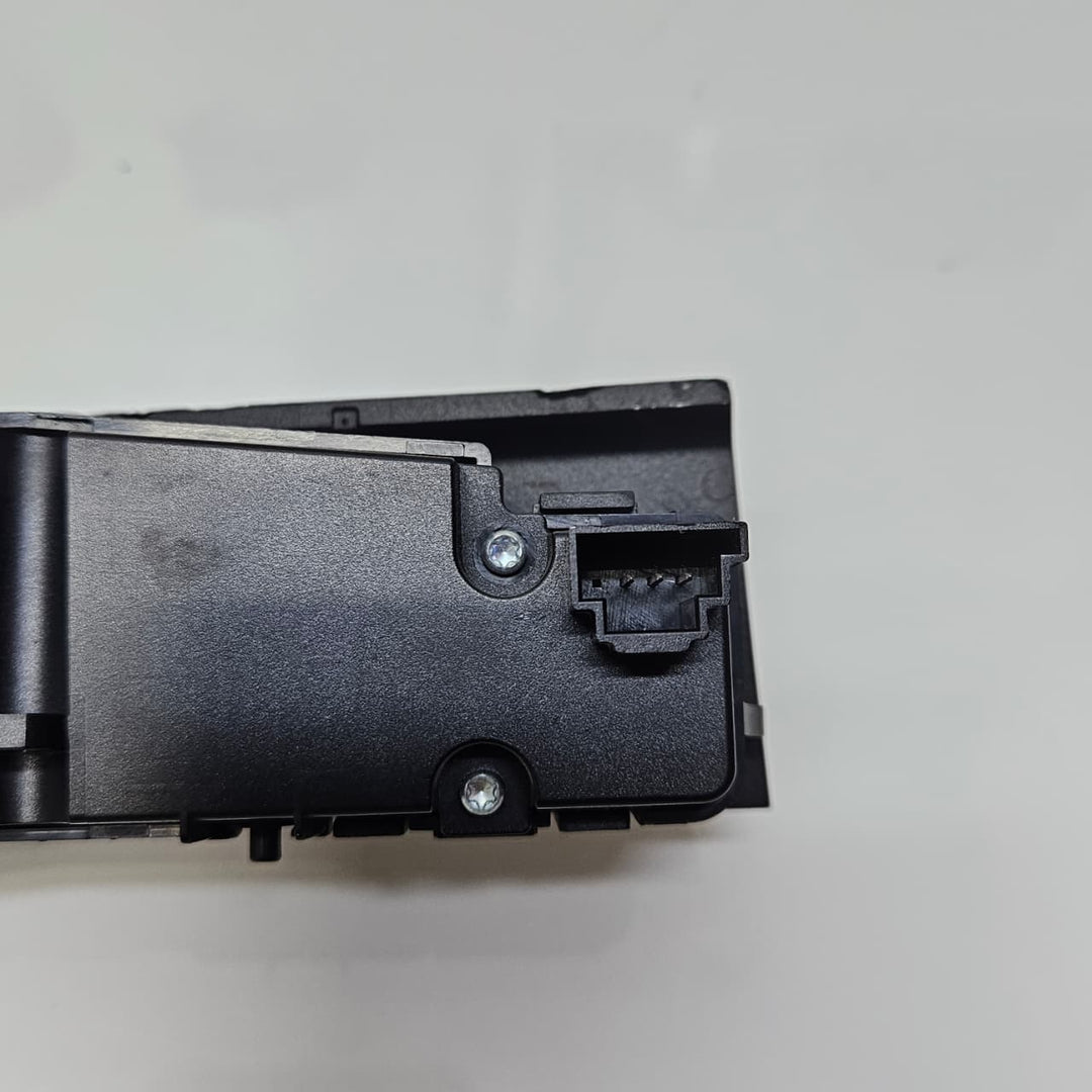 A2078204110-2010-2016 Mercedes-Benz E350 C207 Switch Block