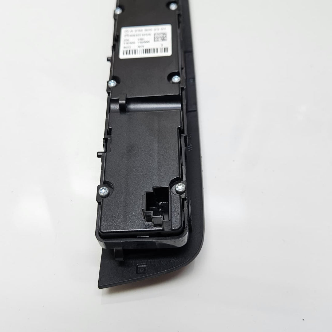A2469052301-2013 Mercedes-Benz B180 W246 W242 Hazard Warning Light Switch