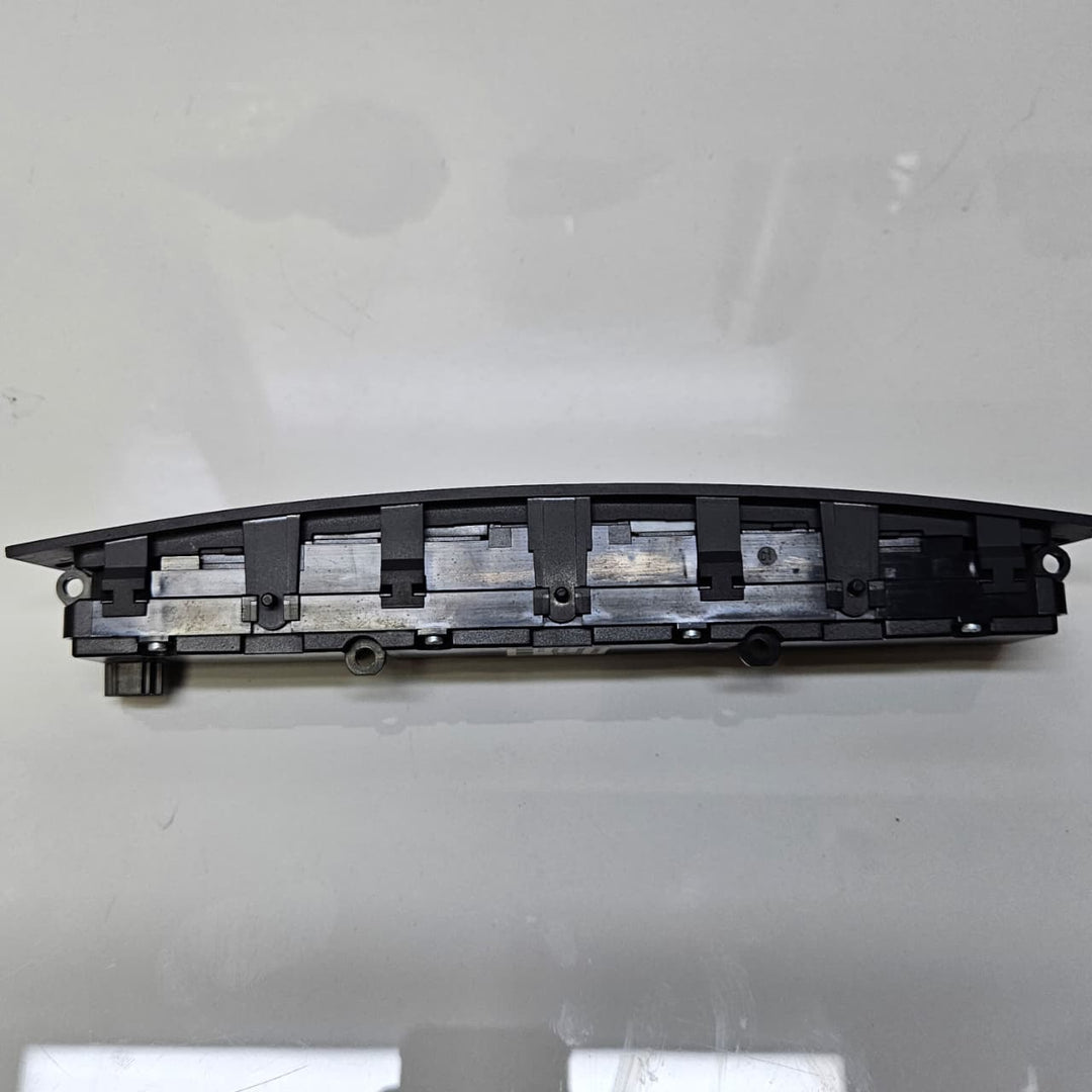 A2469052301-2013 Mercedes-Benz B180 W246 W242 Hazard Warning Light Switch