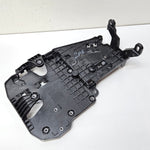 Bild in die Galerieansicht laden, A2065451000-2021-2025 Mercedes-Benz C-Class W206 Support Bracket