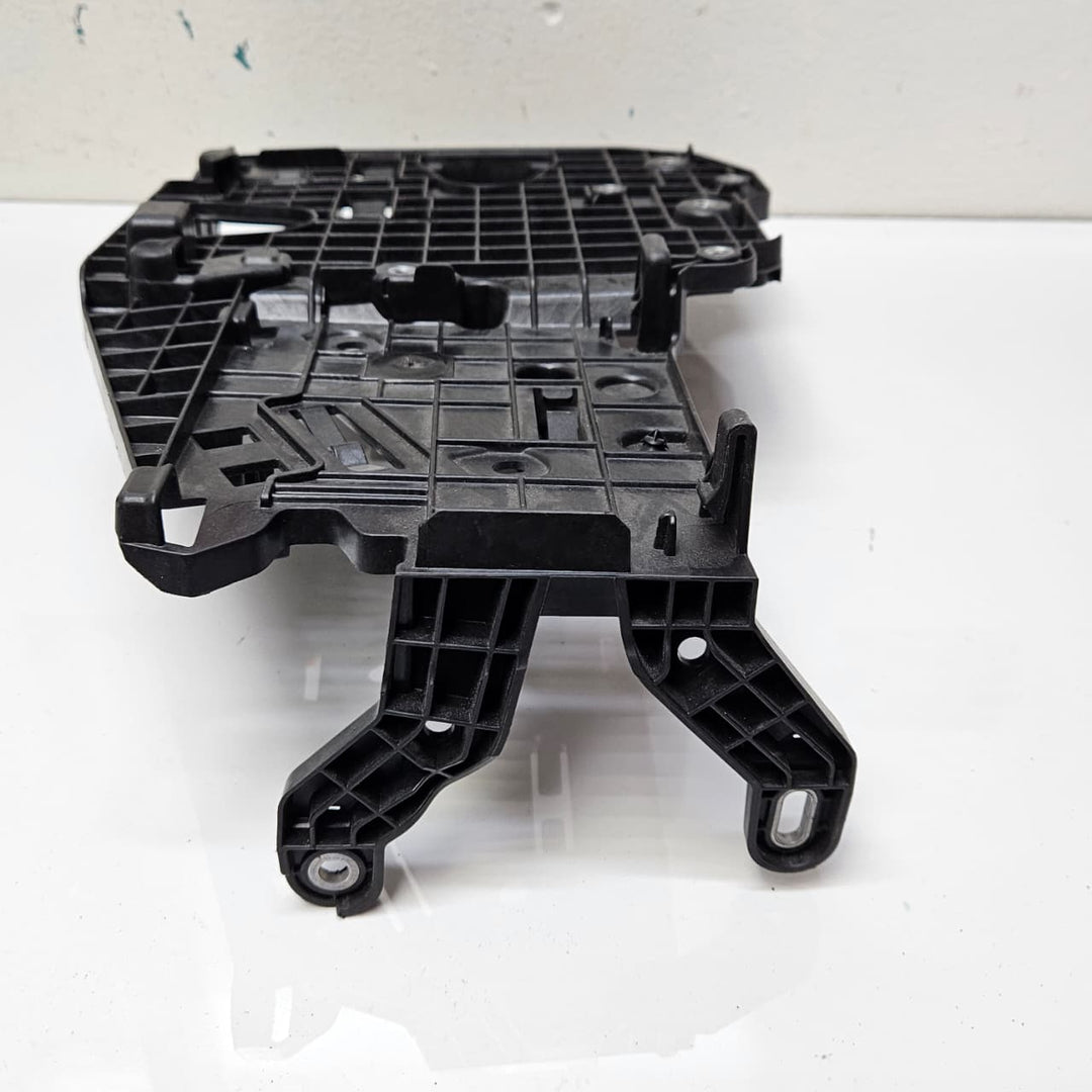 A2065451000-2021-2025 Mercedes-Benz C-Class W206 Support Bracket