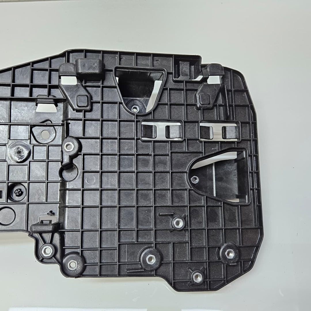 A2065451000-2021-2025 Mercedes-Benz C-Class W206 Support Bracket