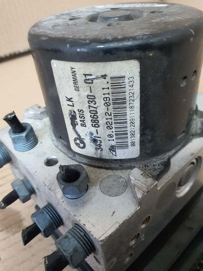 BMW ABS DSC Brake Control Module (6880731) – OEM