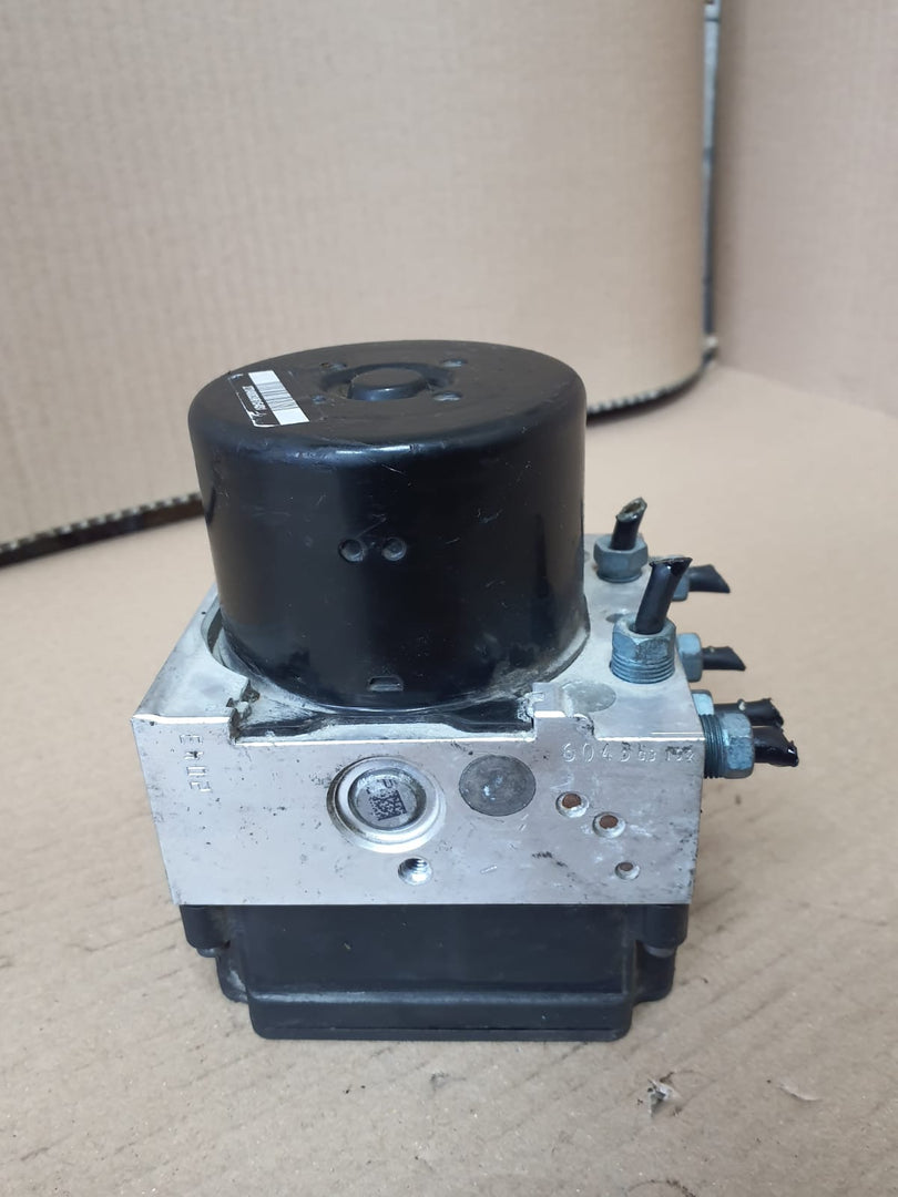 2012–2018 BMW F20 F21 F22 F30 ABS DSC Hydraulic Pump & Control Module (6862246 / 6862247) – OEM