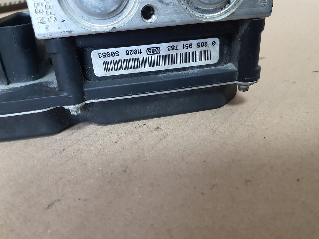 BMW X1 E84 ABS DSC Hydraulic Pump & Control Module (6850226) – OEM