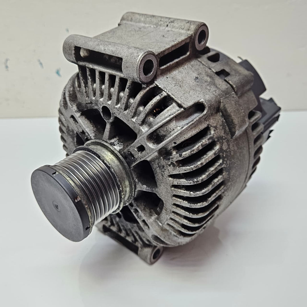 A6421540402-2009 Mercedes-Benz ML350 E320 X164 W164 W204 Alternator OEM