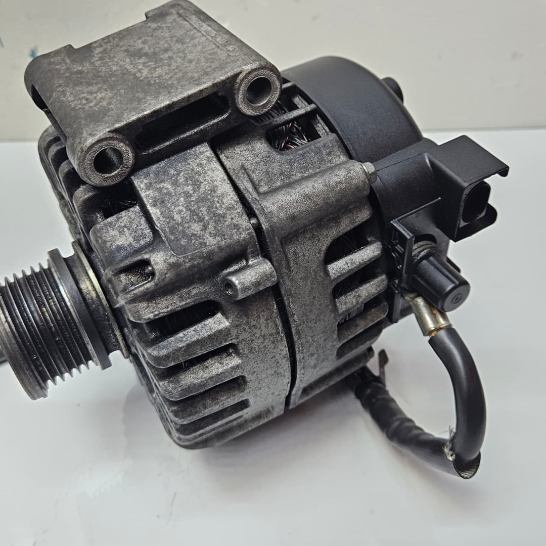 A0009063722-2008-2014 Mercedes-Benz C300 3.5L V6 M276.957 Engines Alternator