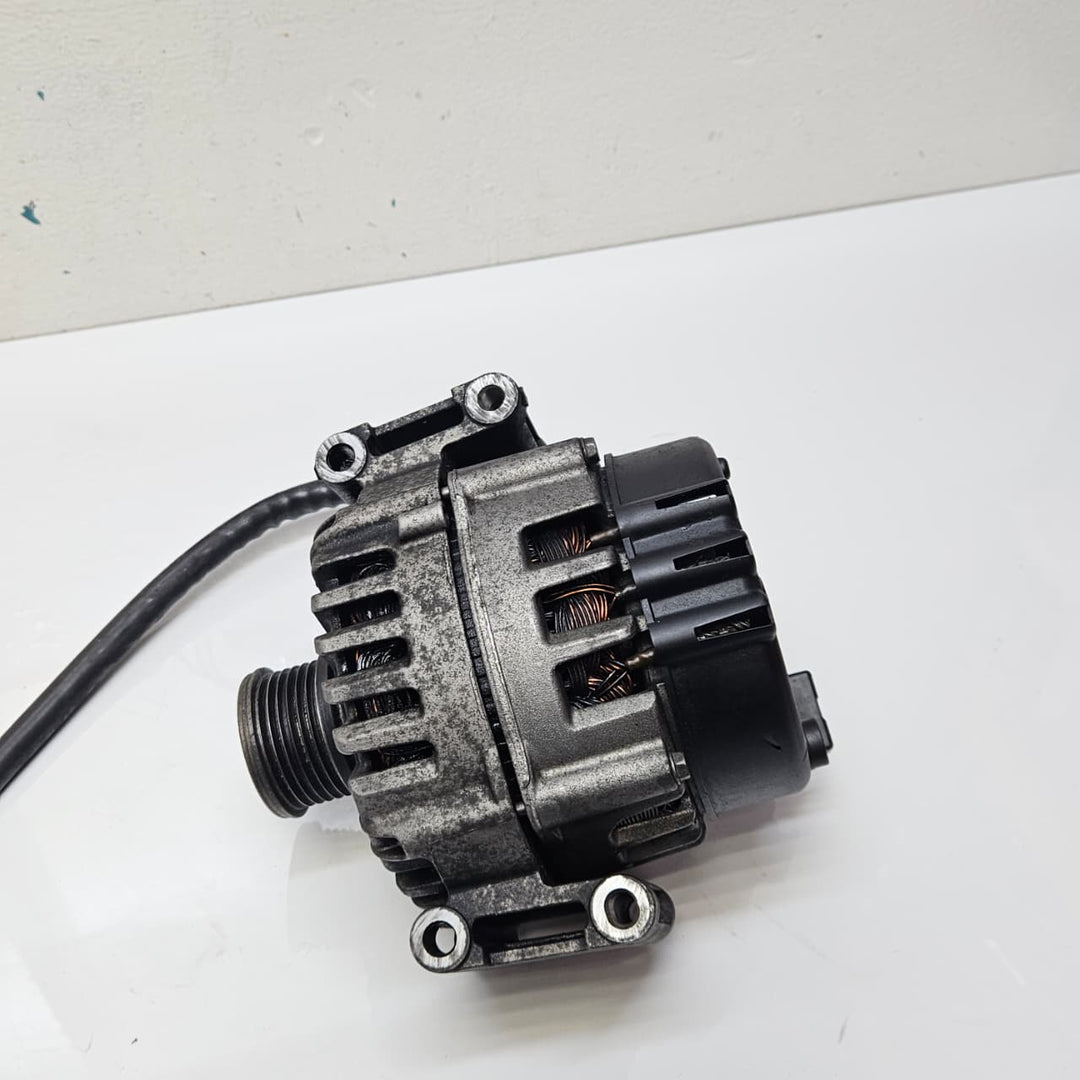 A0009063722-2008-2014 Mercedes-Benz C300 3.5L V6 M276.957 Engines Alternator