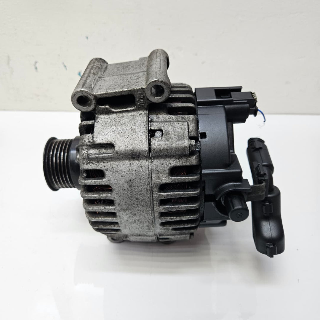 A0009060401-2010-2015 Mercedes-Benz C200 OM651.911 Engine Alternator