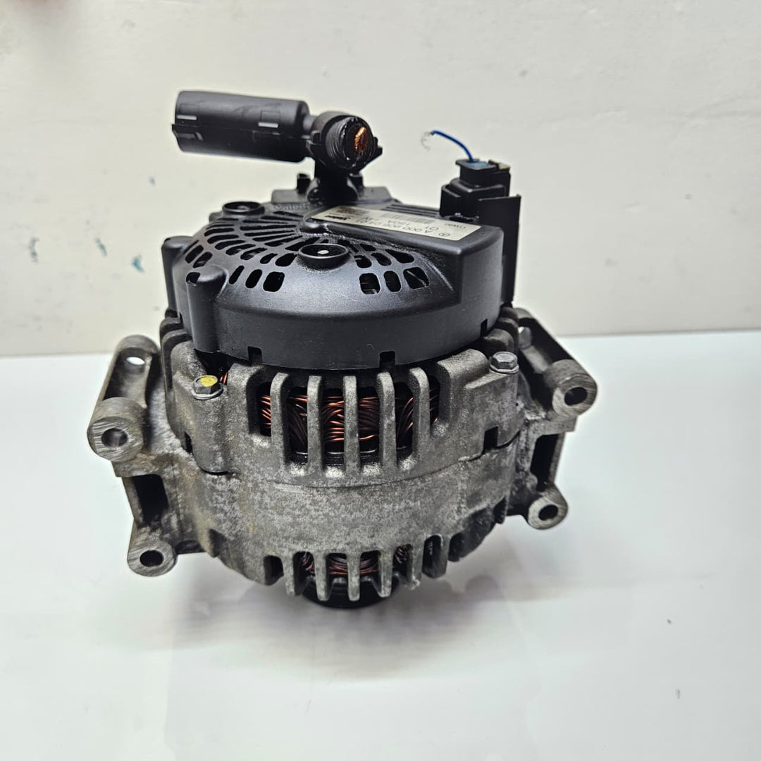 A0009060401-2010-2015 Mercedes-Benz C200 OM651.911 Engine Alternator