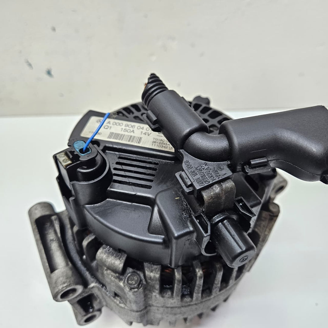 A0009060401-2010-2015 Mercedes-Benz C200 OM651.911 Engine Alternator