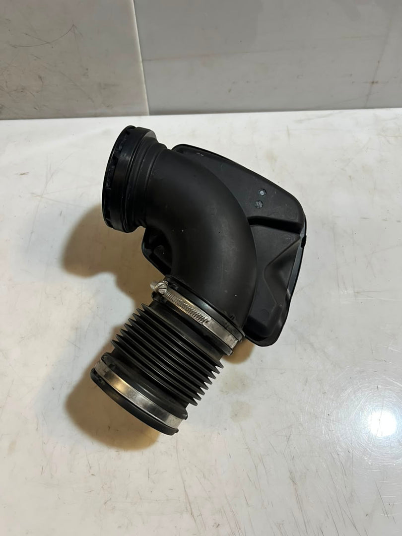 2016–2018 BMW F20 F30 F31 F32 F36 330i 330e B48 Air Intake Resonator (70604496) – OEM
