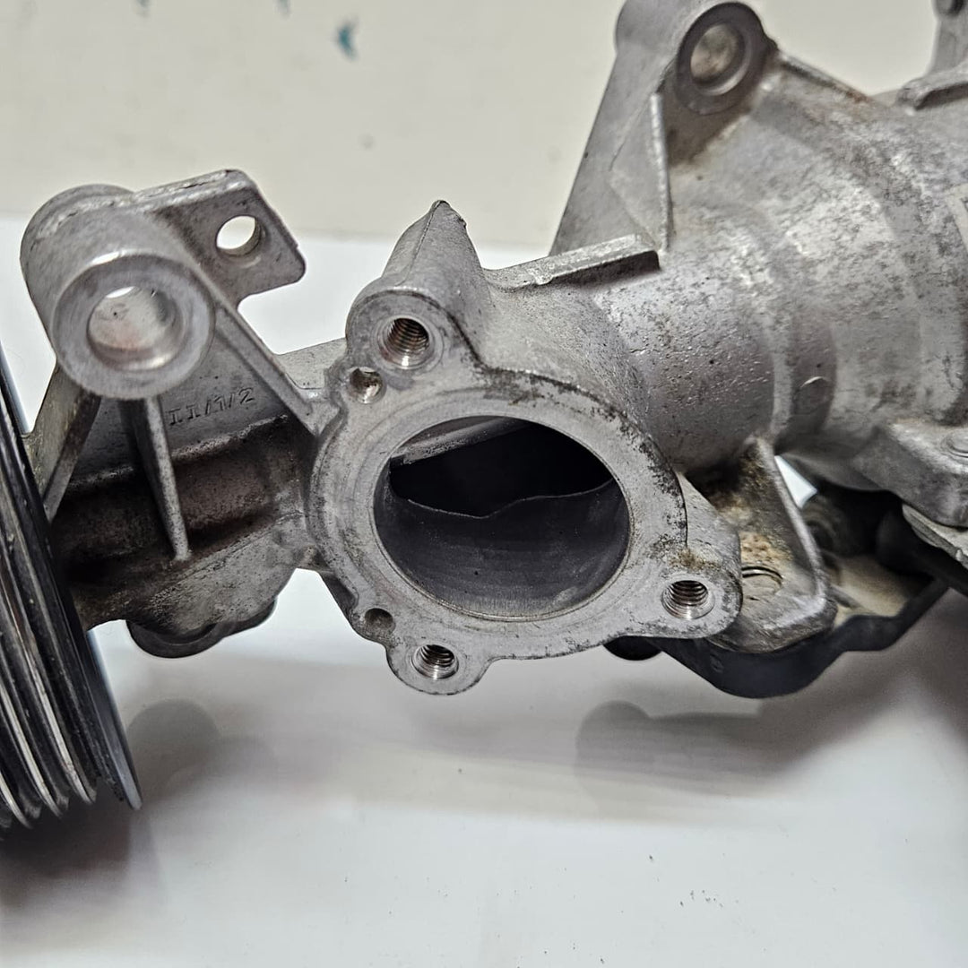 A2702000601-Mercedes-Benz A-Class W176 Switchable Water Pump OEM