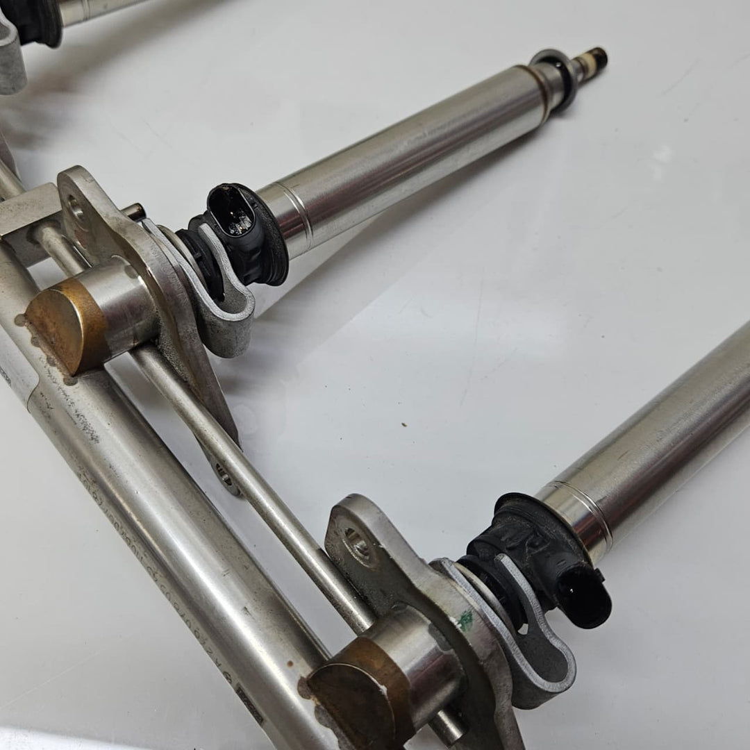 2012-2015 Mercedes-Benz C350 W205 W222 W463 X253 Fuel Injector A2760704095