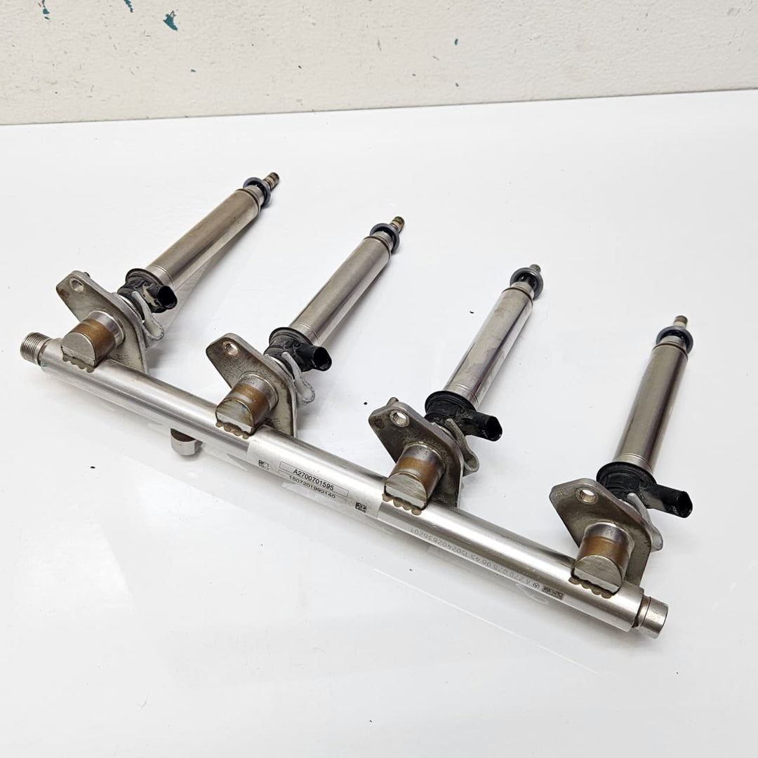 A2700701595-2014-2019 Mercedes-Benz CLA250 C117 B180 AMG A45 Fuel Rail