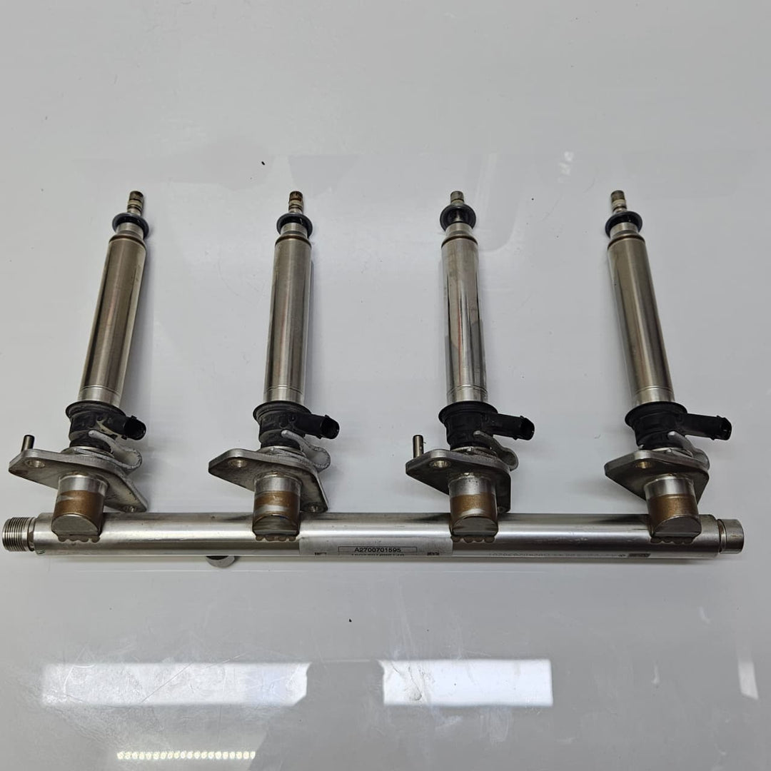 A2700701595-2014-2019 Mercedes-Benz CLA250 C117 B180 AMG A45 Fuel Rail