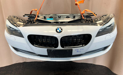 BMW F10 2011 530i WHITE COMPLETE NOSE CUT FRONT BUMPER XENON DYNAMIC HEADLIGHTS GRILLE OEM USED