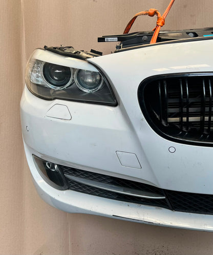 BMW F10 2011 530i WHITE COMPLETE NOSE CUT FRONT BUMPER XENON DYNAMIC HEADLIGHTS GRILLE OEM USED