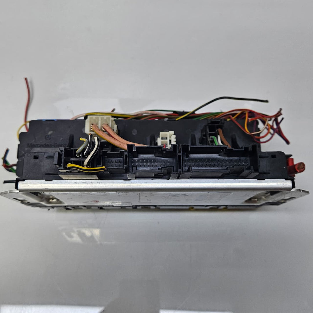 A2305450832-2002-2006 Mercedes-Benz SL500 SL R230 Fuse Box SAM Module