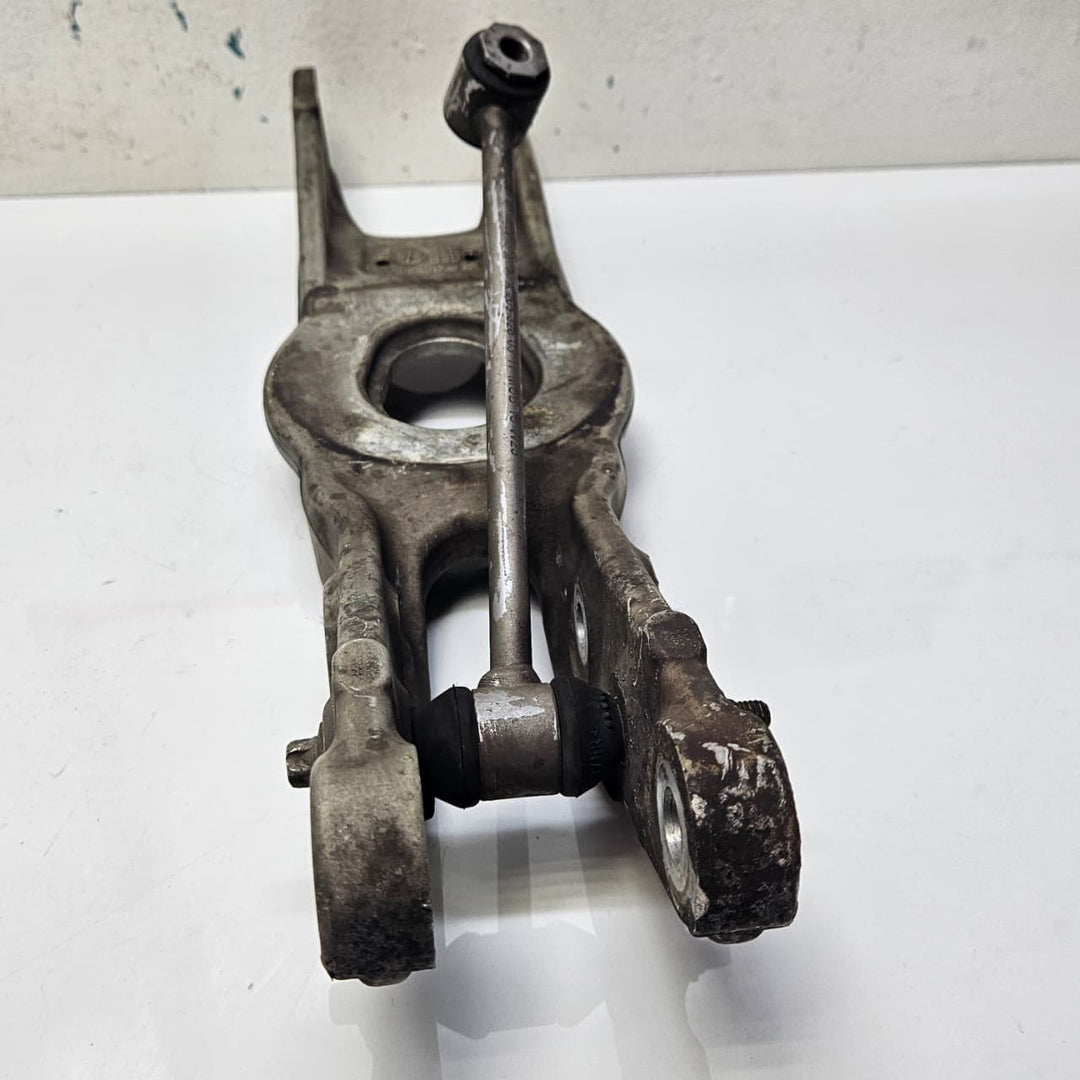 A2053300-2016-2023 Mercedes-Benz E350 GLC300 Rear Lower Control Arm