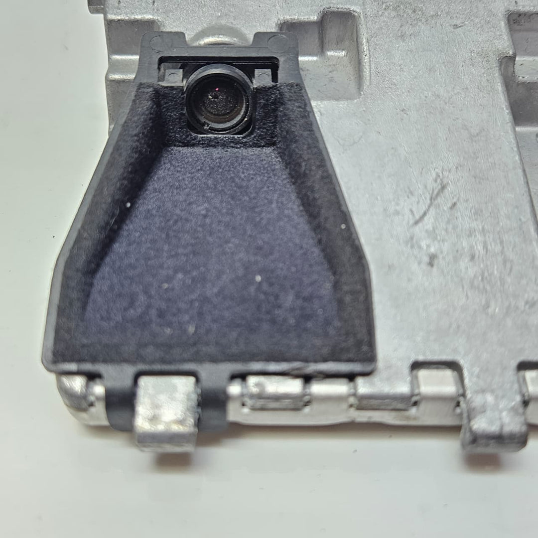 A0009050038-2011-2014 Mercedes-Benz C300 E350 Front Camera Control Unit
