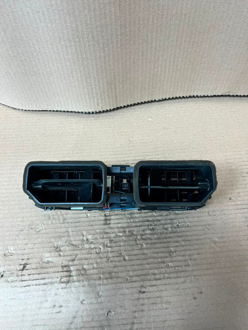 BMW X3 F25 2010-2017 Center Dashboard Air Vent Grille 9184742 OEM