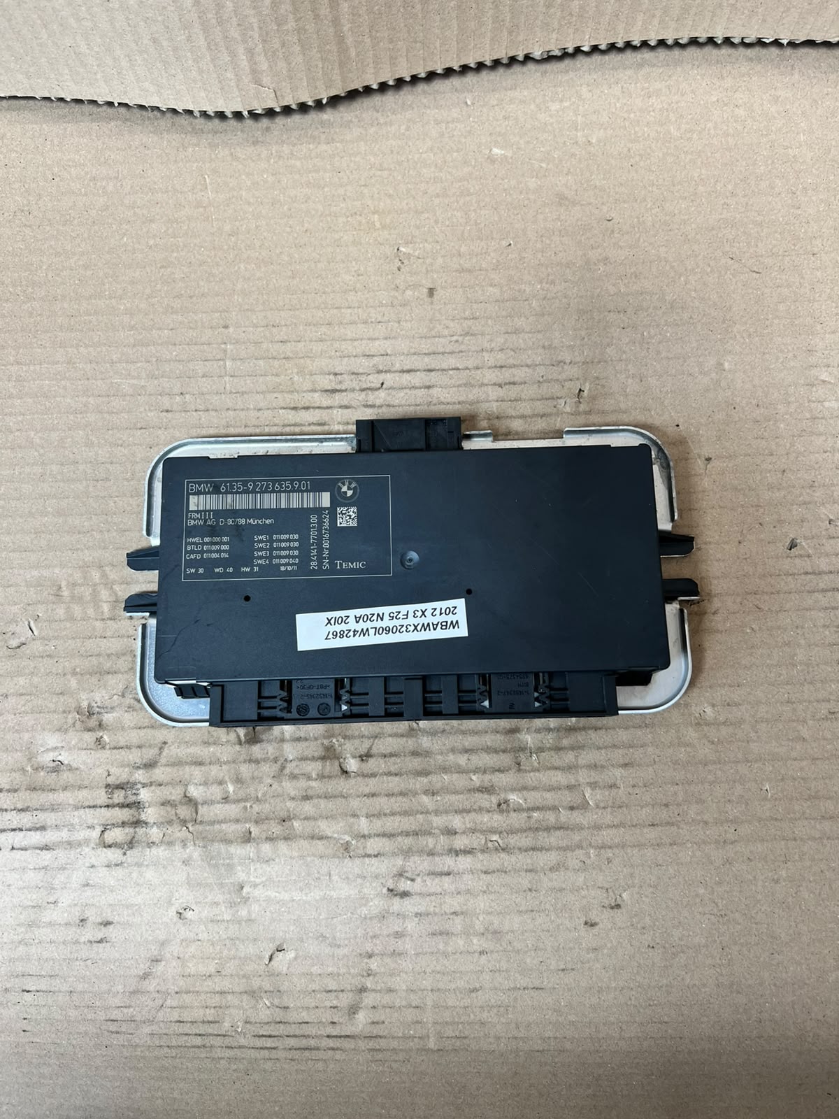 BMW X3 F25 FRM3 Footwell Light Control Module 9273635 61359273635 OEM 2011-2017