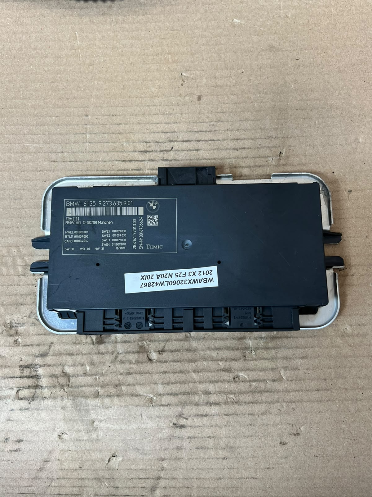 BMW X3 F25 FRM3 Footwell Light Control Module 9273635 61359273635 OEM 2011-2017