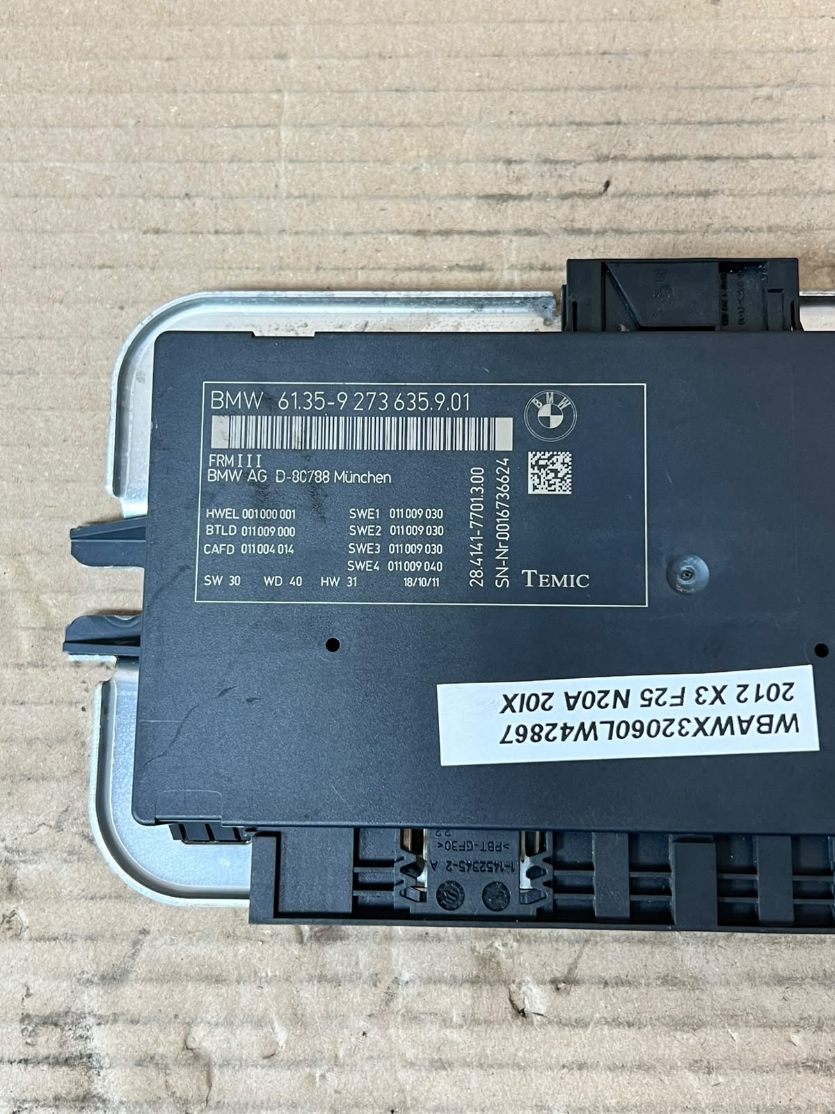BMW X3 F25 FRM3 Footwell Light Control Module 9273635 61359273635 OEM 2011-2017