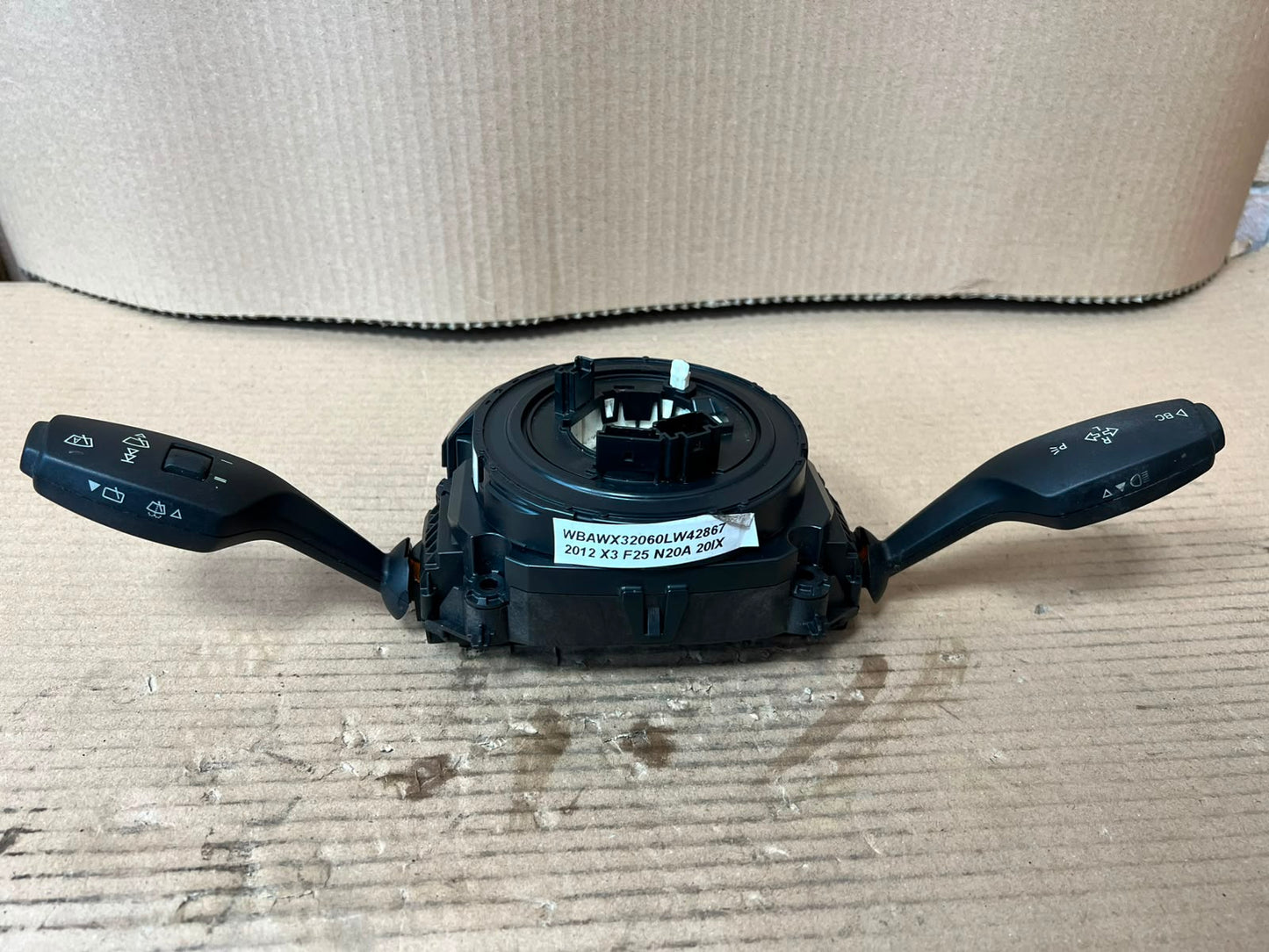 BMW F20 F21 F31 X3 F25 Steering Column Switch Cluster 9242282 OEM