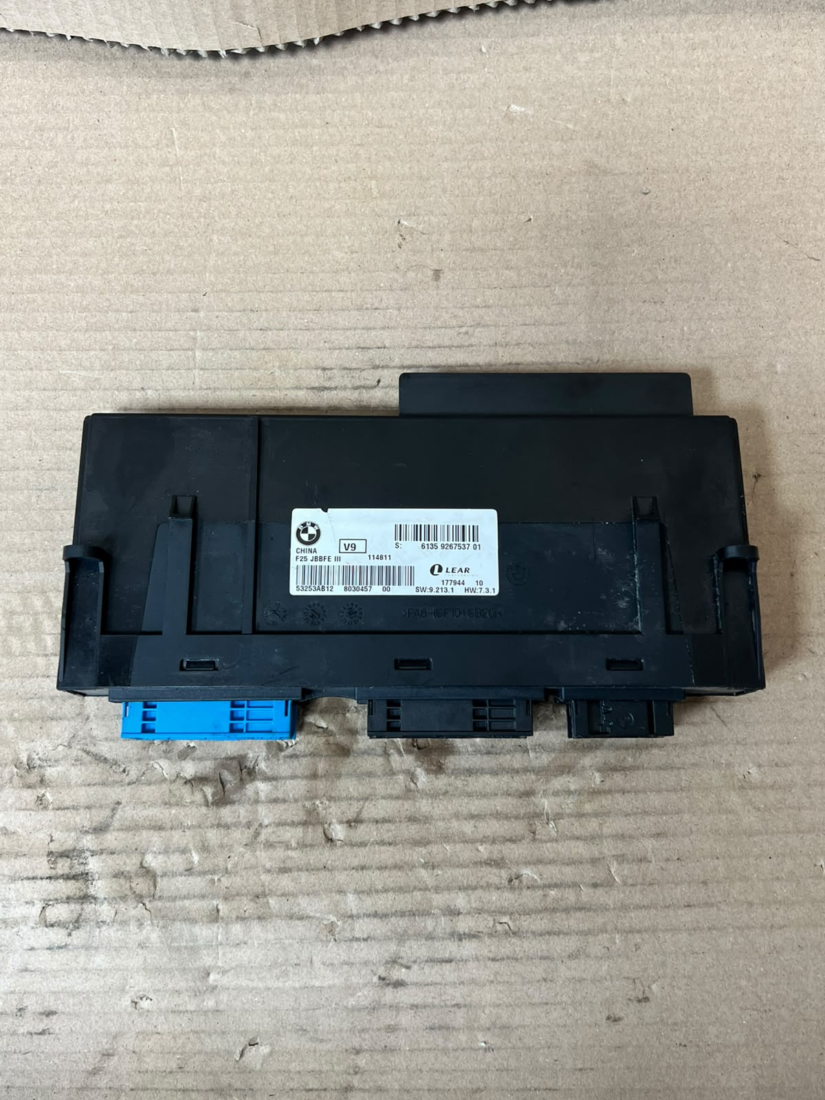 BMW X3 F25 2010-2017 Comfort Control Body Module Junction Box 9267537 OEM