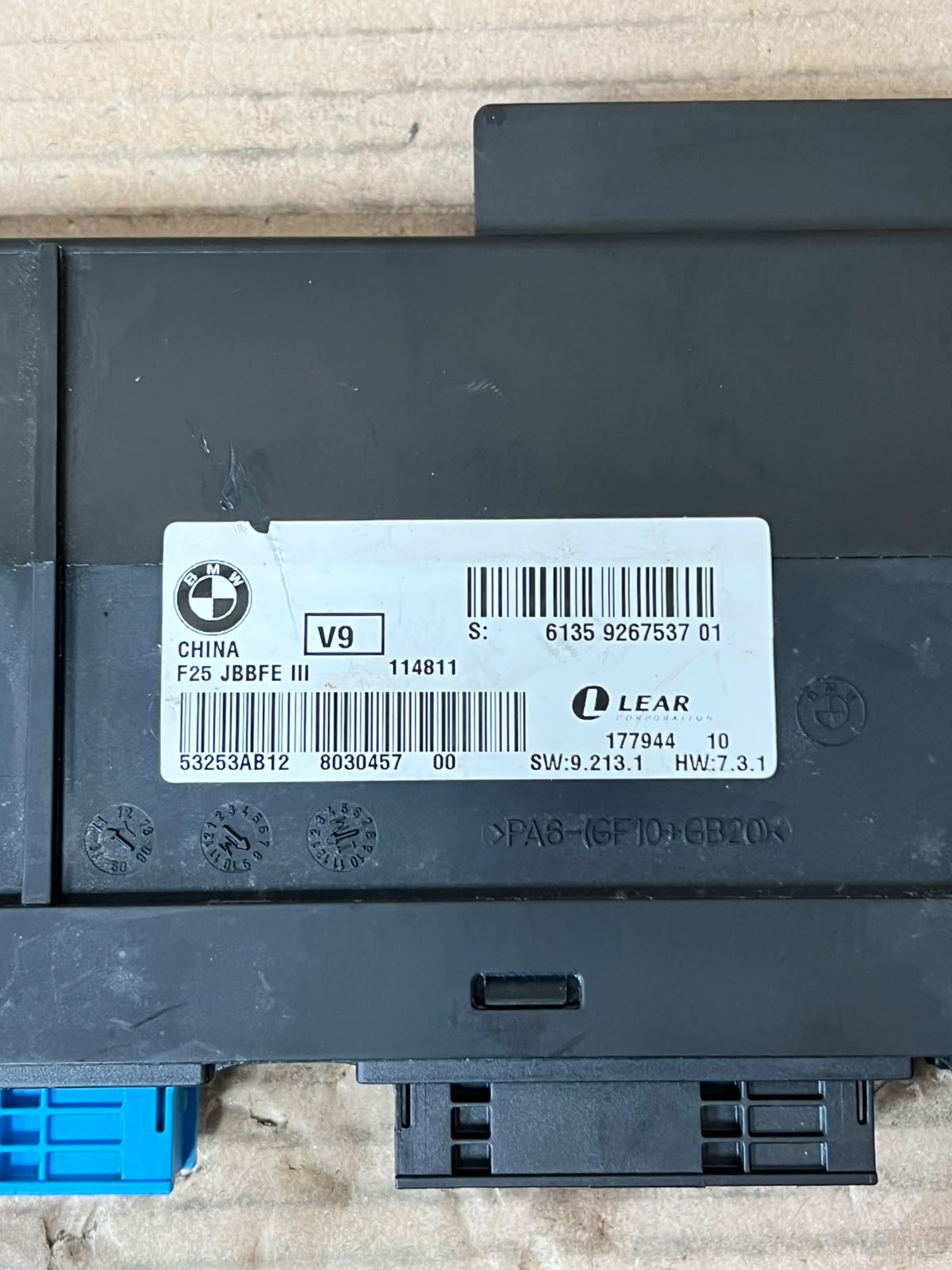 BMW X3 F25 2010-2017 Comfort Control Body Module Junction Box 9267537 OEM