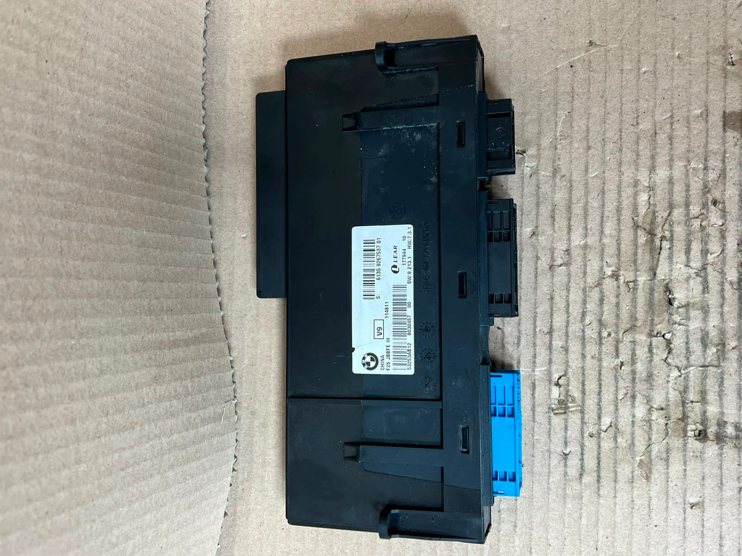 BMW X3 F25 2010-2017 Comfort Control Body Module Junction Box 9267537 OEM
