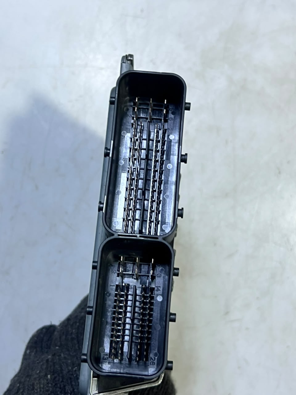 BMW 528i 328i MSV80.0 Engine Control ECU DME 7594483 5WK91136 OEM