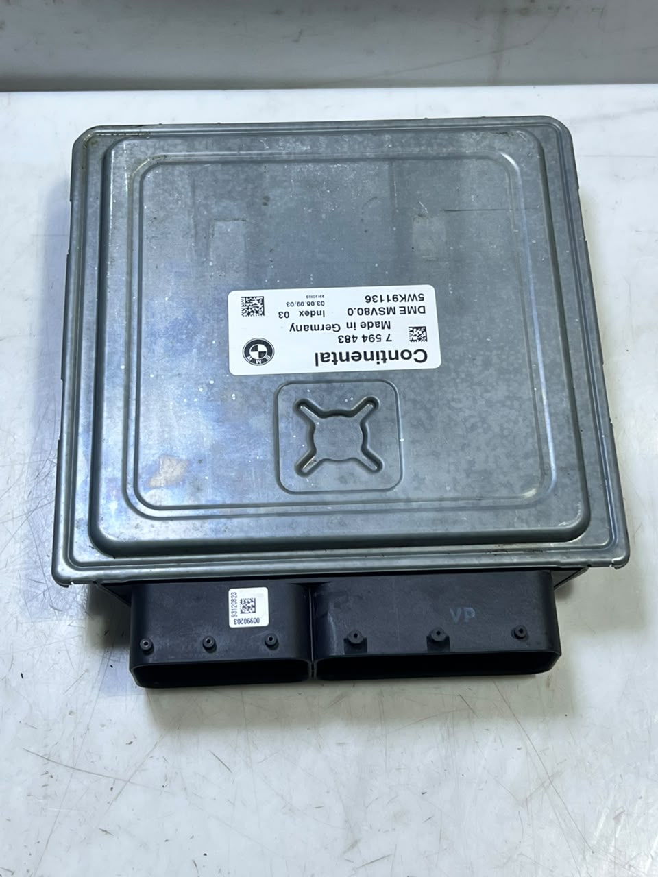 BMW 528i 328i MSV80.0 Engine Control ECU DME 7594483 5WK91136 OEM