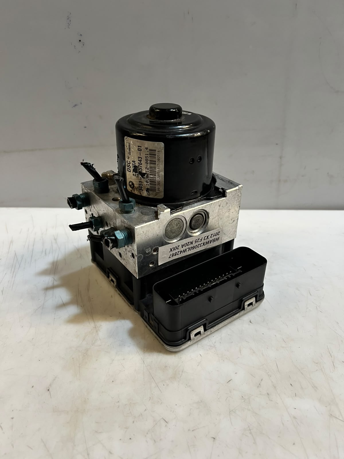 BMW X3 F25 X4 F26 ABS Brake Pump Control Module 6857644 6857643 OEM 2011-2017