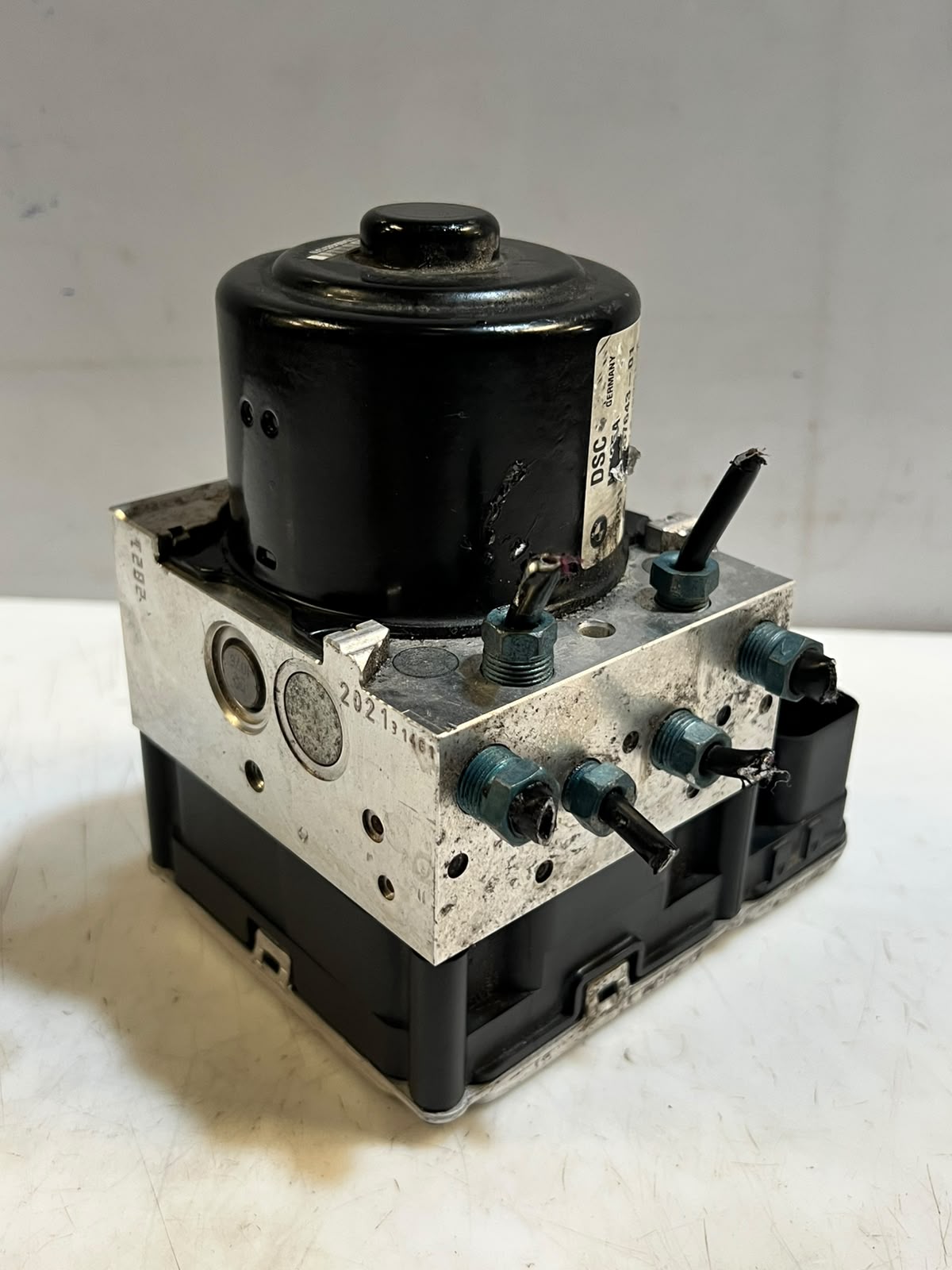 BMW X3 F25 X4 F26 ABS Brake Pump Control Module 6857644 6857643 OEM 2011-2017
