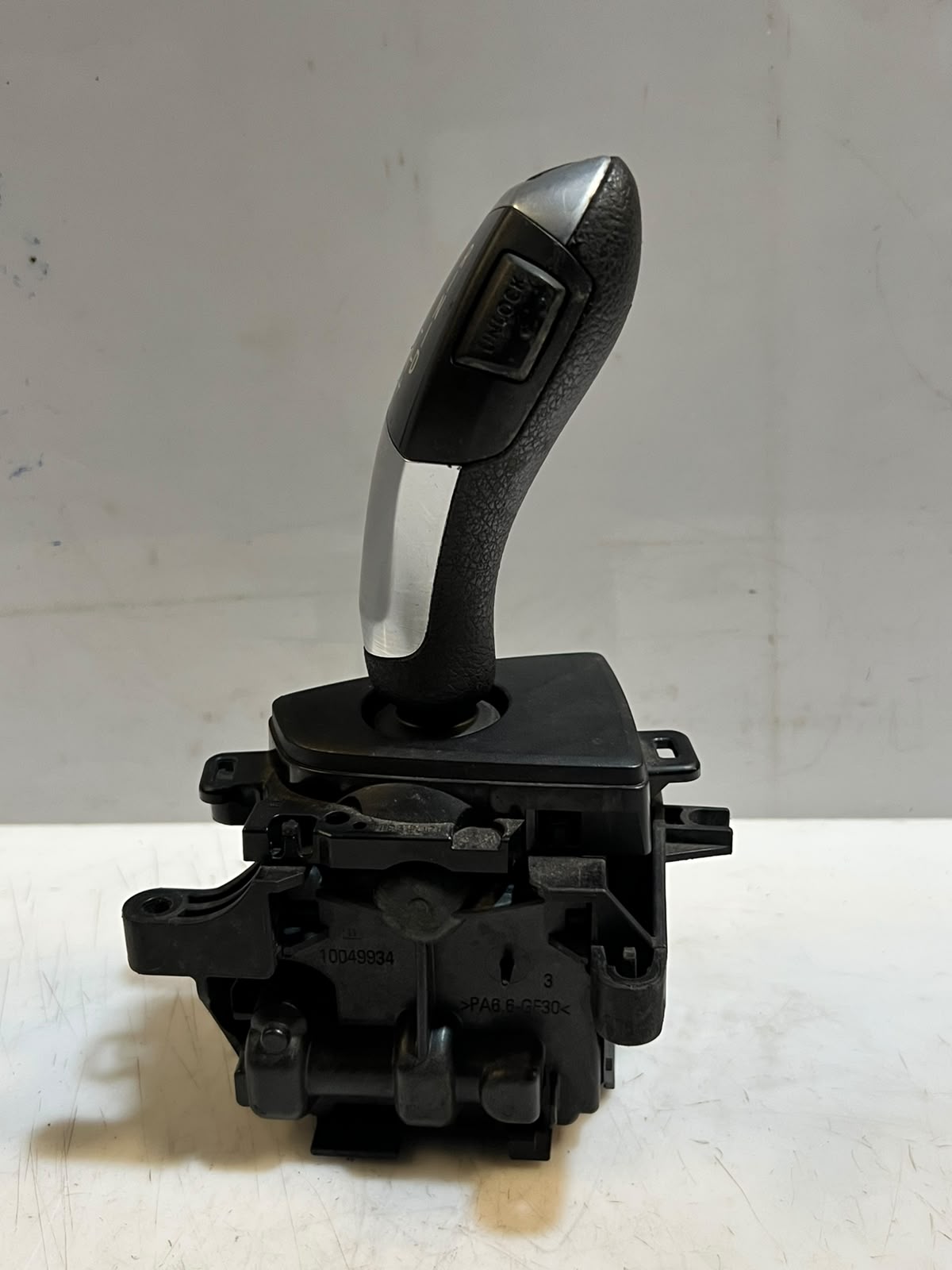 BMW F20 F21 F22 F23 F30 F31 Automatic Gear Shifter 9296897 OEM 2011-2019