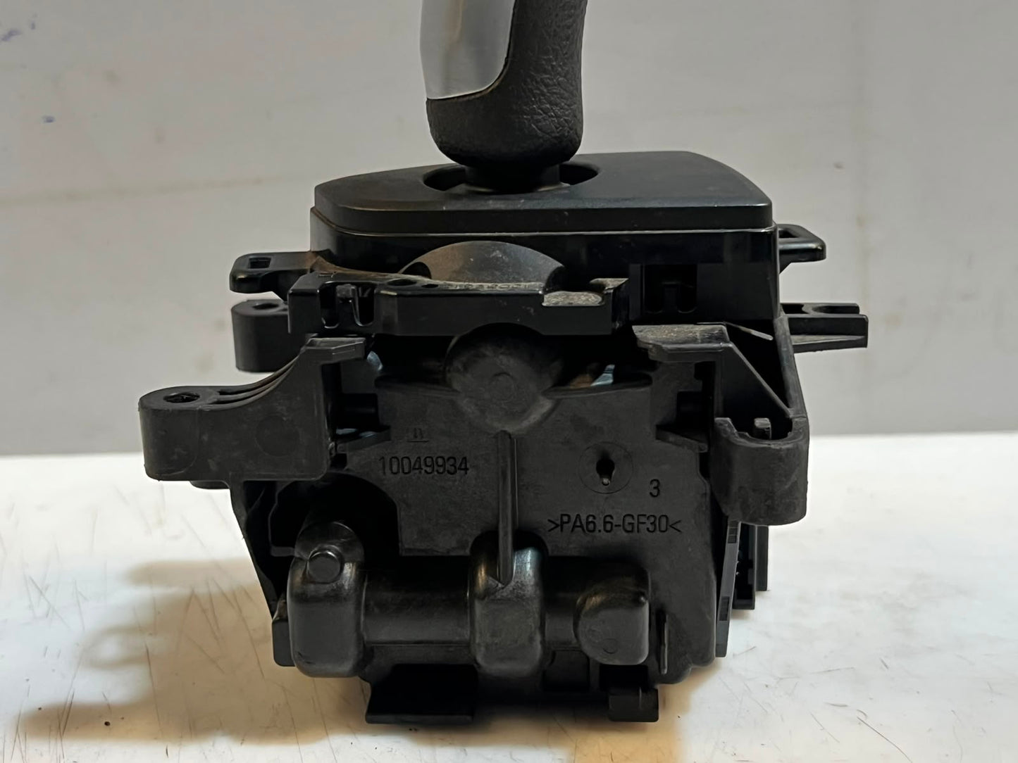 BMW F20 F21 F22 F23 F30 F31 Automatic Gear Shifter 9296897 OEM 2011-2019