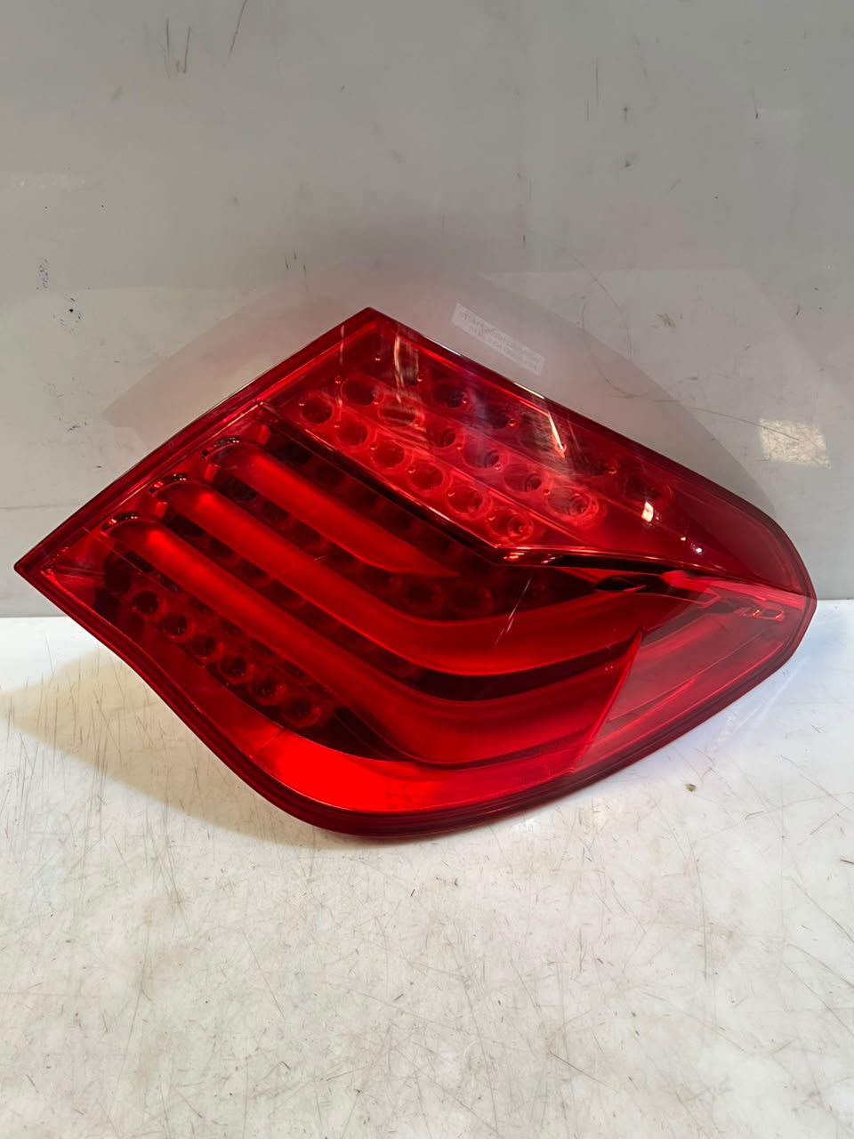 BMW 7 Series F01 F02 F03 F04 Right Rear LED Tail Light 7182198 OEM 2008-2015