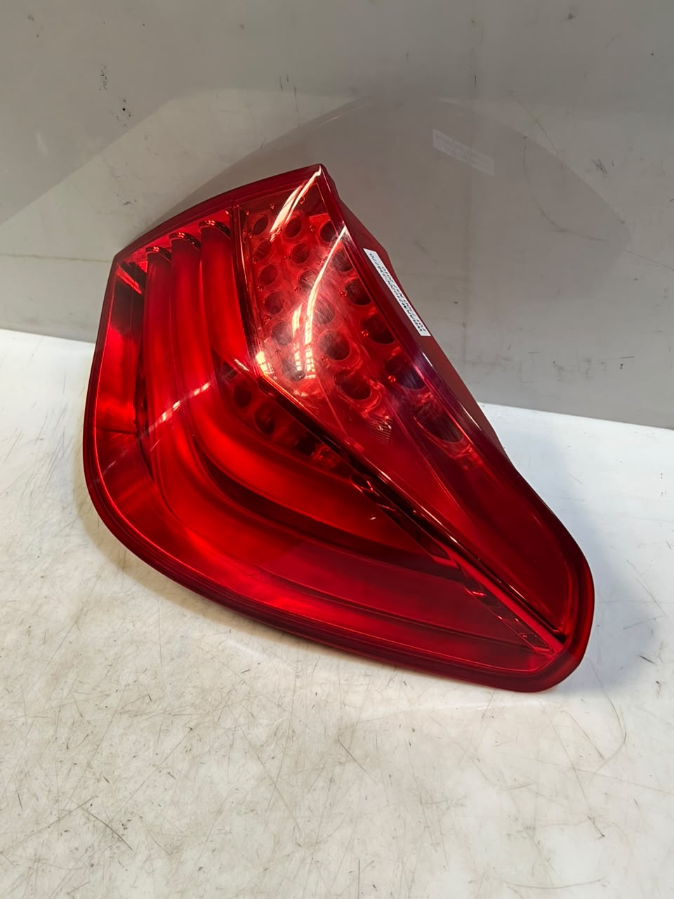 BMW 7 Series F01 F02 F03 F04 Right Rear LED Tail Light 7182198 OEM 2008-2015