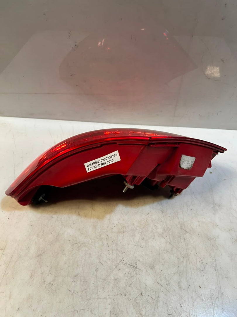 BMW 7 Series F01 F02 F03 F04 Right Rear LED Tail Light 7182198 OEM 2008-2015