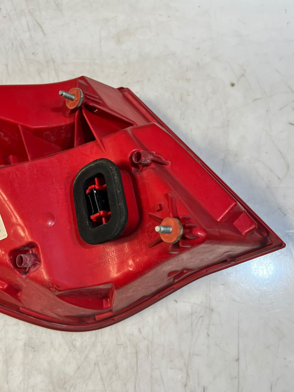 BMW 7 Series F01 F02 F03 F04 Right Rear LED Tail Light 7182198 OEM 2008-2015