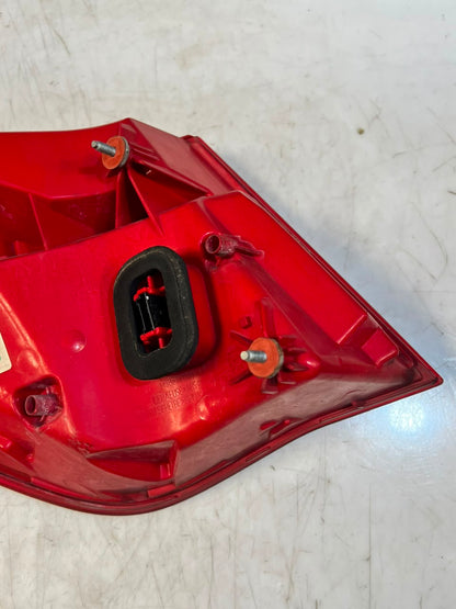 BMW 7 Series F01 F02 F03 F04 Right Rear LED Tail Light 7182198 OEM 2008-2015