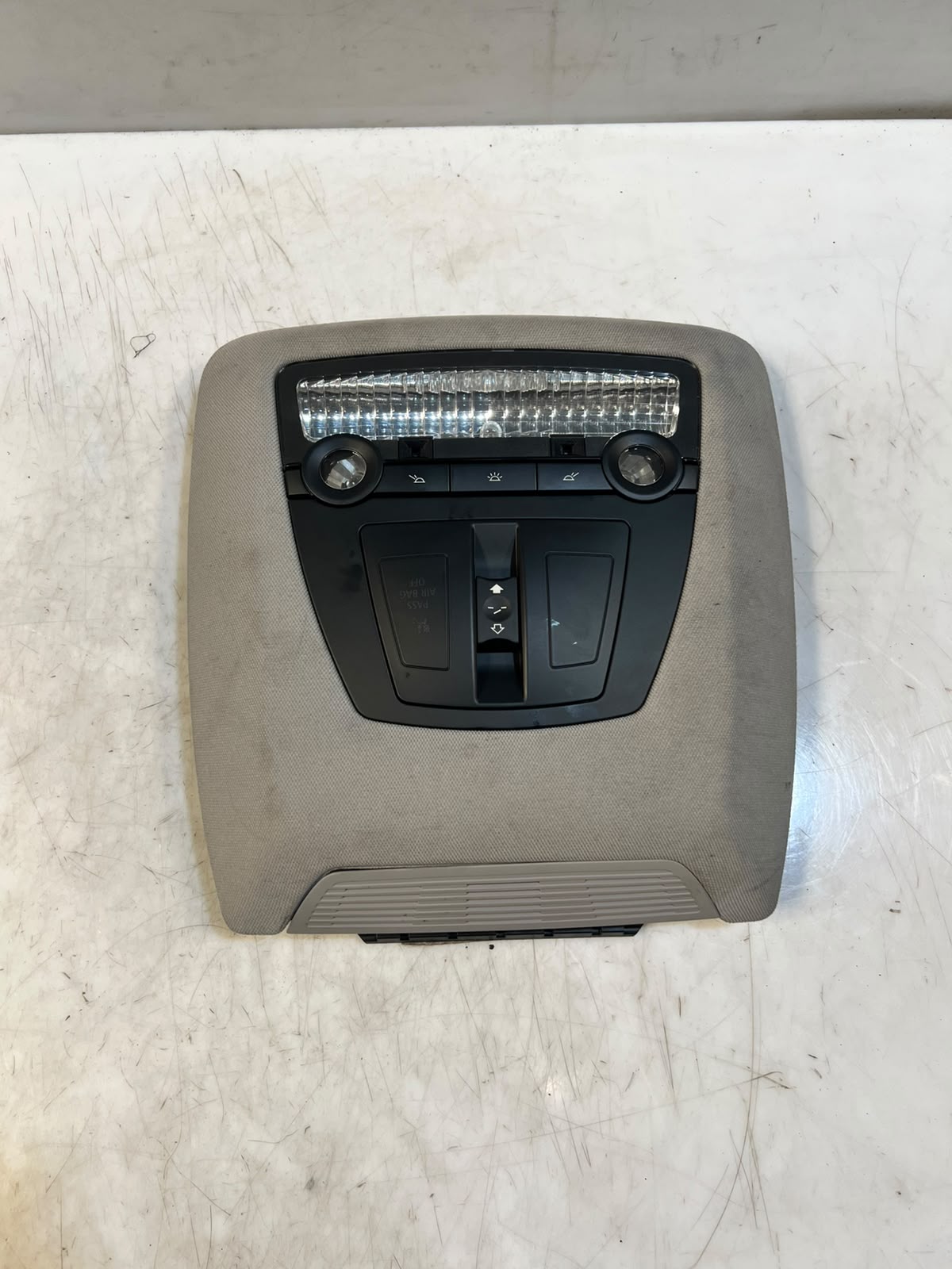 2010 BMW 730d F01 N57 Centre Upper Roof Interior Light Dome Lamp OEM