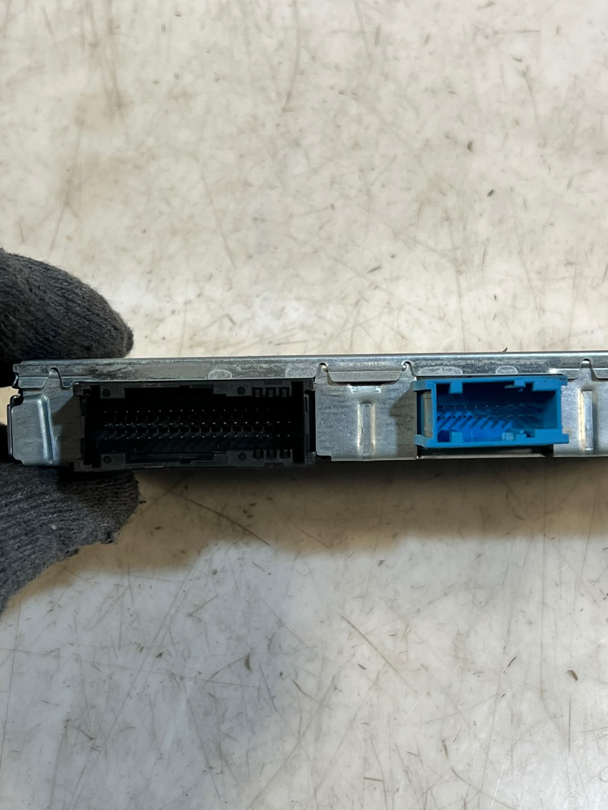 BMW 5 Series F07 F10 F11 Central Gateway Module ZGW 9247397 OEM 2011-2016