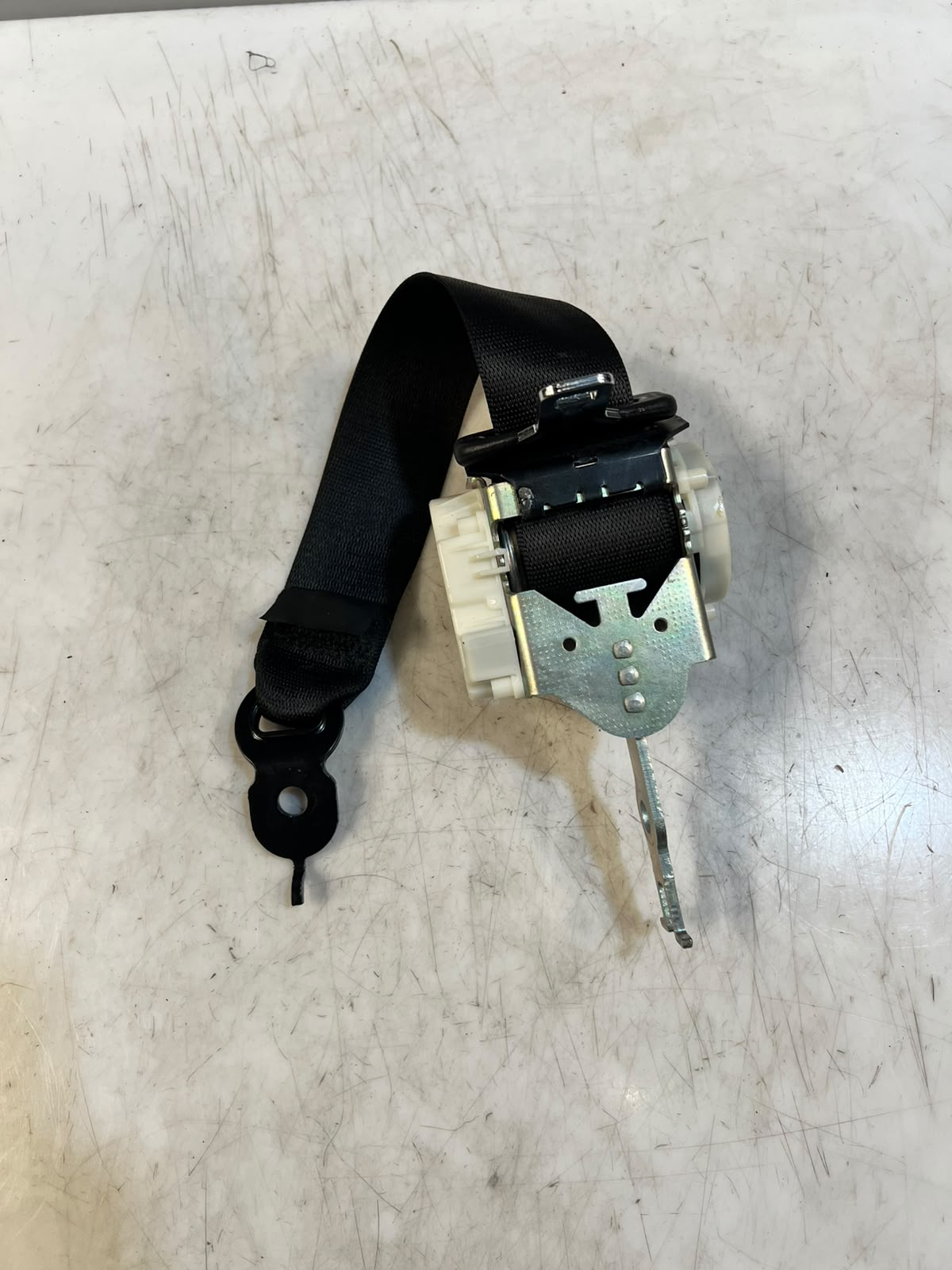 BMW 5 Series F10 F11 Rear Right Seat Belt 33061254 OEM 2010-2016