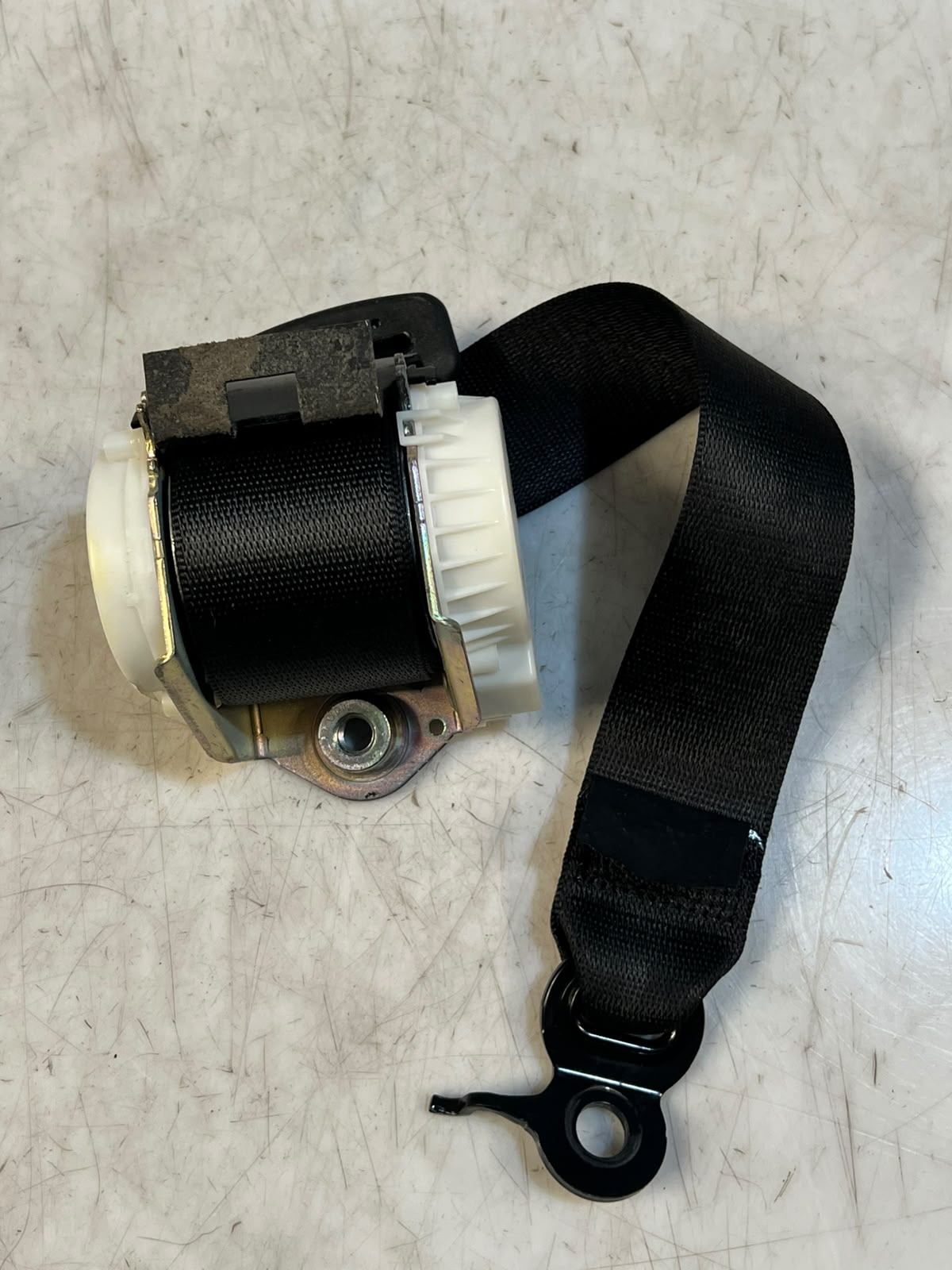 BMW 5 Series F10 F11 Rear Centre Seat Belt 34036732 OEM 2010-2016