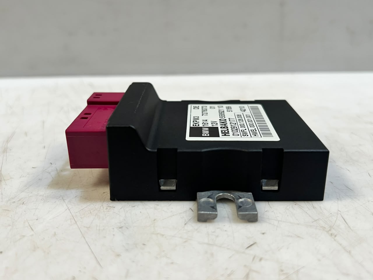 BMW F01 F02 F07 F10 F11 F12 F13 F25 Fuel Pump Control Module 7276073 OEM